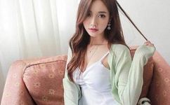 男生跟女生打扑克全过程